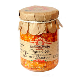 ПИКАНТНА РАЗЯДКА С ЧИЛИ ЧУШКИ, ЧЕСЪН И ЗЕХТИН DELIZIE DI CALABRIA 130 Г.