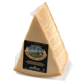 Oro del Maso hard cheese 1/16 slice ~ 2.4Kg.